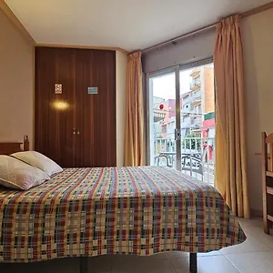 Los Manos 2*, Blanes Spanje