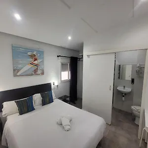 3* Casa de hóspedes Ayz Frailes - Auto Check-in (adults Only)