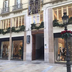 https://hostal-larios.hotelsinnerja.org